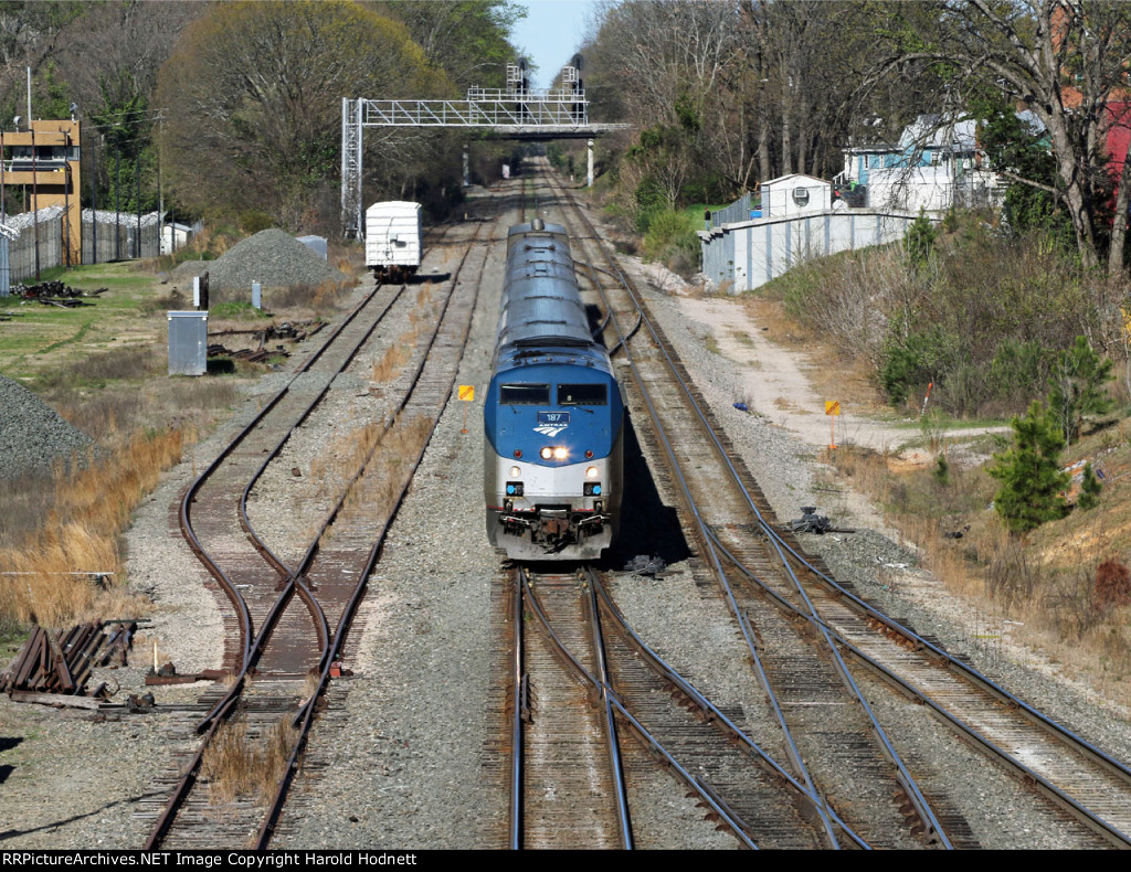 AMTK 187 leads train P080-08 at Boylan